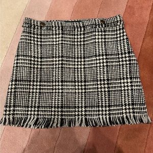 Zara tweet mini skirt with side zipper and fringe trim